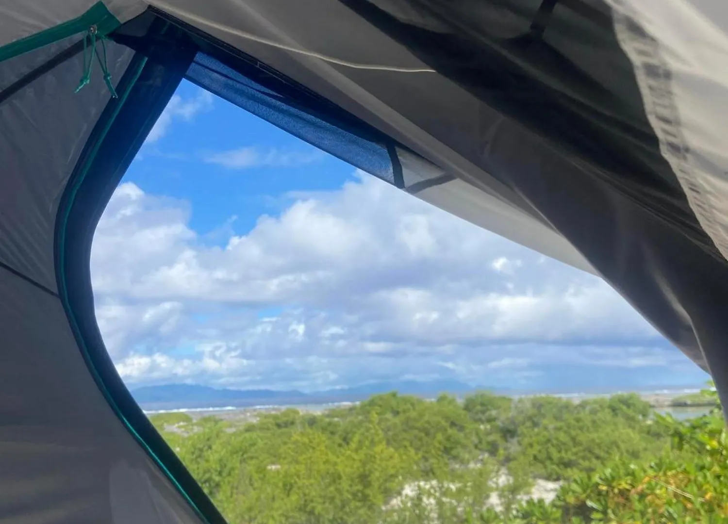 Alaroots Bora Bora Camp Hostel