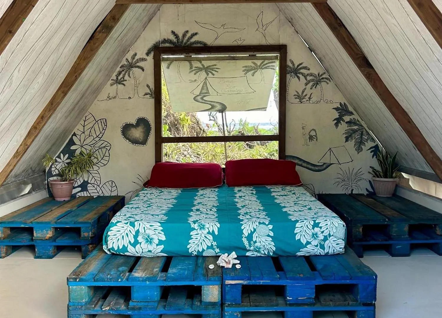 Alaroots Bora Bora Camp Hostel 0*,  French Polynesia